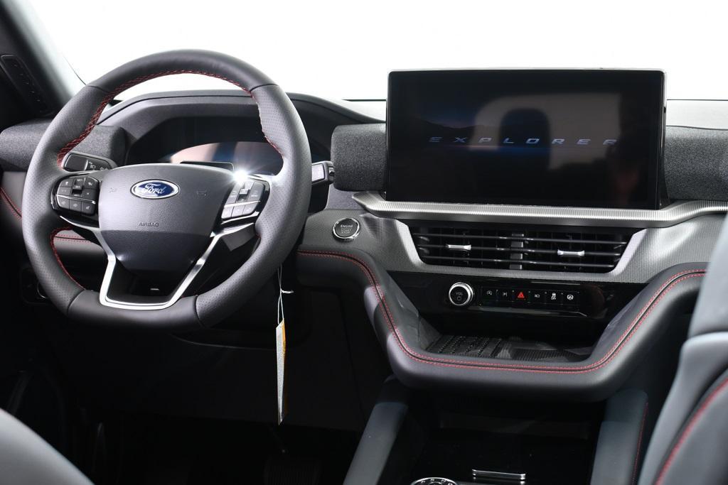 new 2025 Ford Explorer car, priced at $47,377