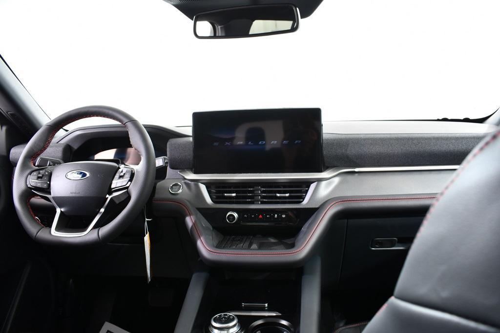 new 2025 Ford Explorer car, priced at $47,377