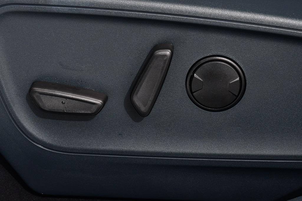 new 2025 Ford Maverick car, priced at $32,577