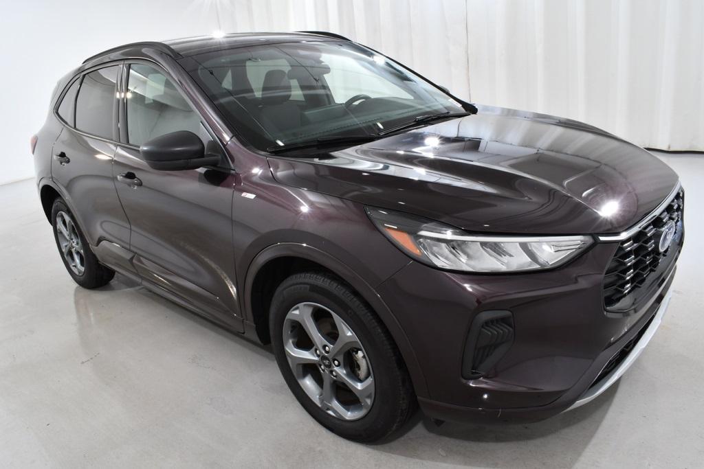 used 2023 Ford Escape car, priced at $25,955