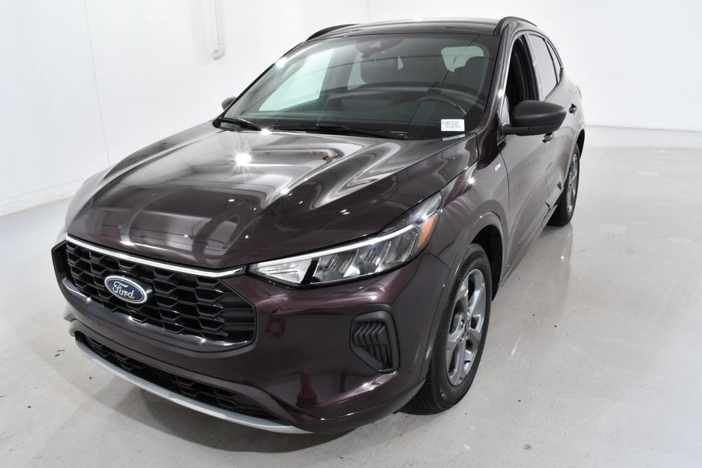 used 2023 Ford Escape car, priced at $25,955