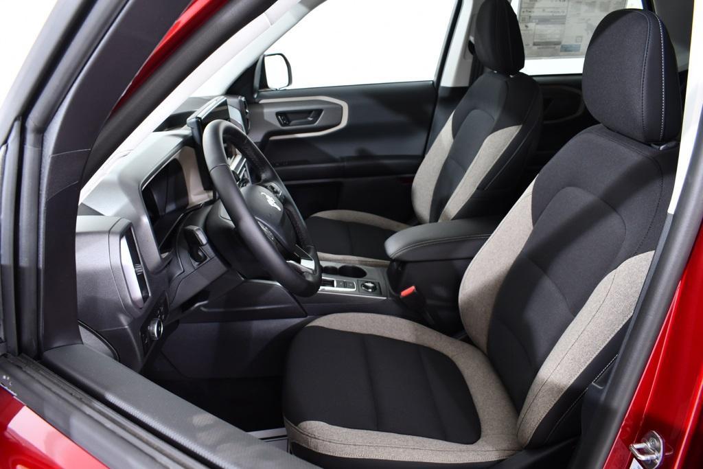 new 2025 Ford Bronco Sport car, priced at $31,277