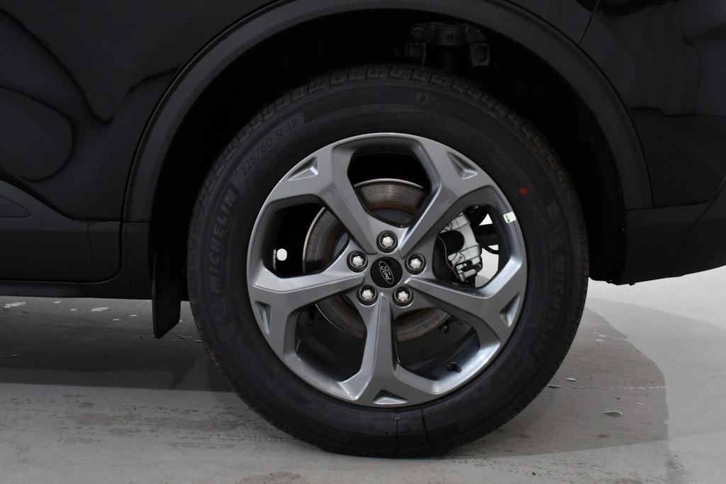 new 2025 Ford Escape car, priced at $33,577