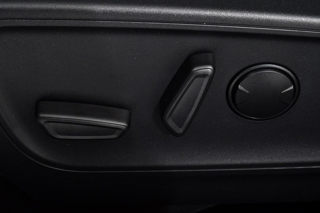 new 2025 Ford Escape car, priced at $33,577