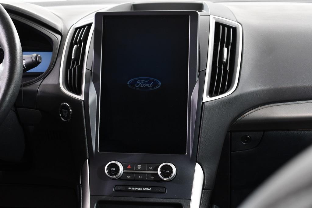 used 2022 Ford Edge car, priced at $25,555