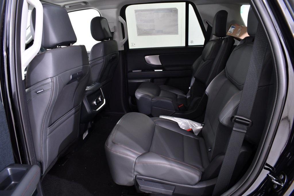 new 2025 Ford Expedition car, priced at $71,577