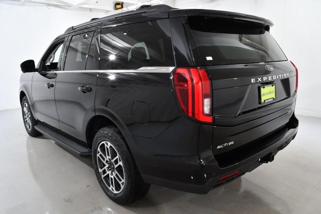 new 2025 Ford Expedition car, priced at $71,577