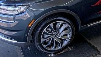 used 2022 Lincoln Nautilus car, priced at $39,455