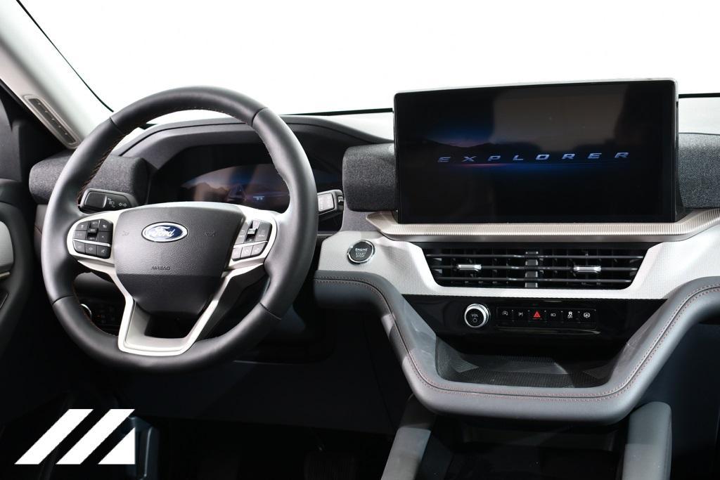 new 2025 Ford Explorer car, priced at $45,777