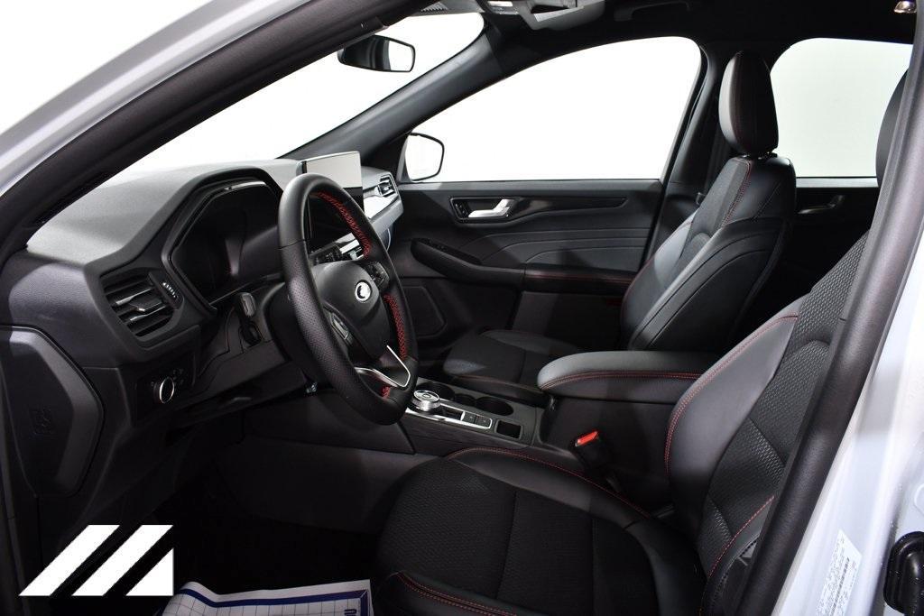 new 2025 Ford Escape car, priced at $31,777