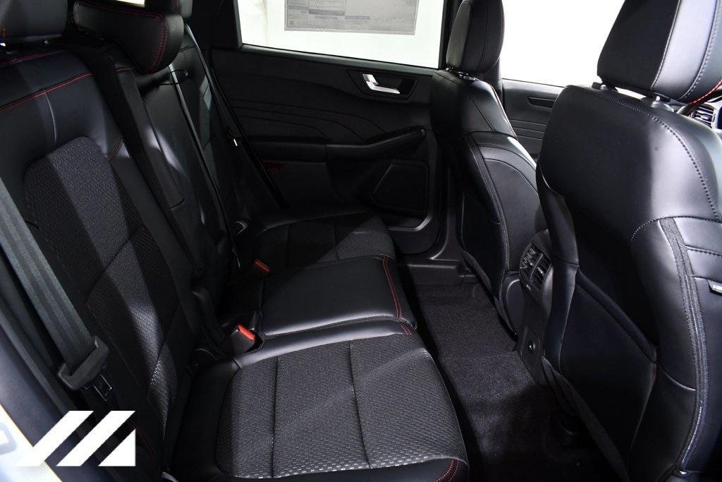 new 2025 Ford Escape car, priced at $31,777