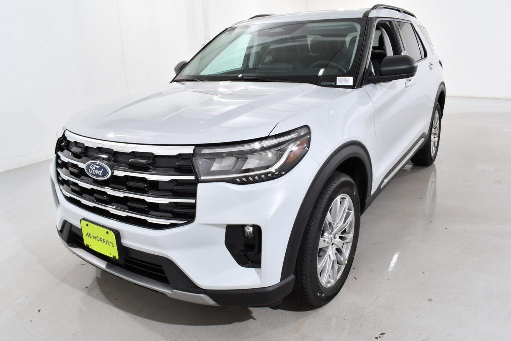 new 2025 Ford Explorer car, priced at $44,377
