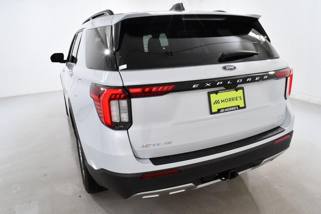 new 2025 Ford Explorer car, priced at $44,377