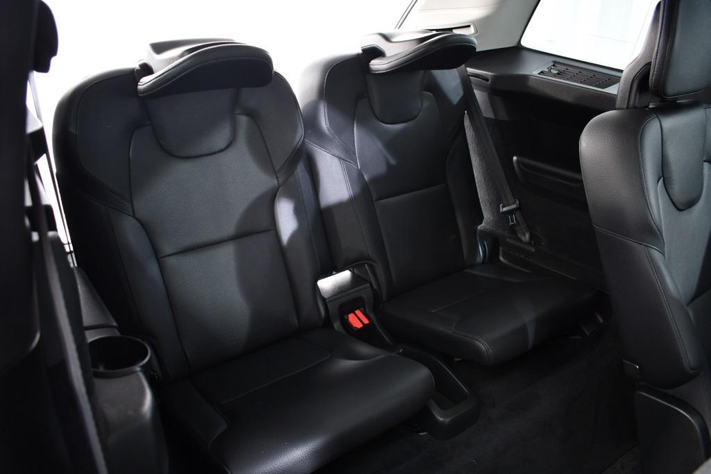 used 2022 Volvo XC90 car, priced at $38,555