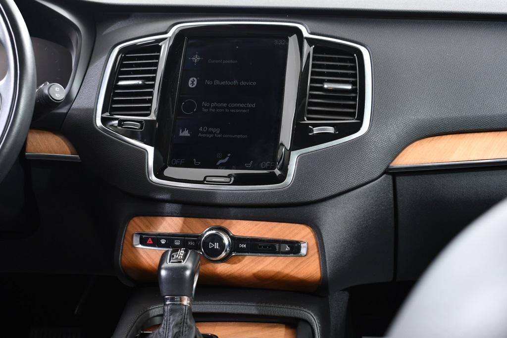 used 2022 Volvo XC90 car, priced at $38,555