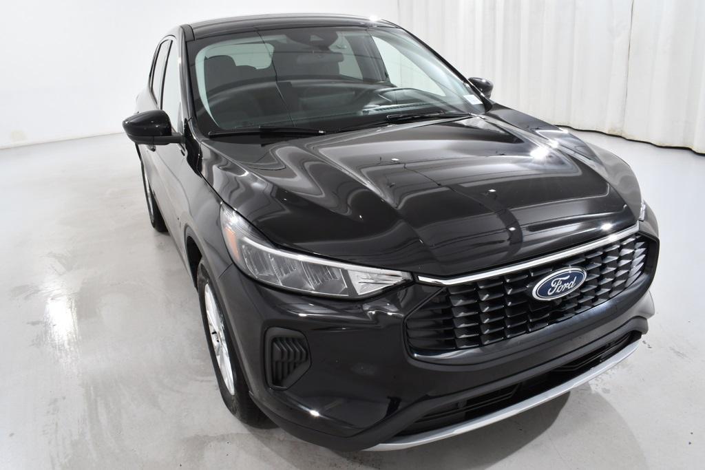 used 2023 Ford Escape car, priced at $23,355