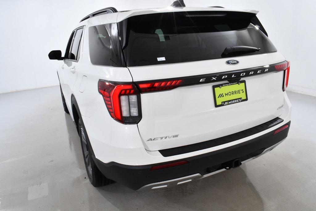 new 2025 Ford Explorer car, priced at $45,777