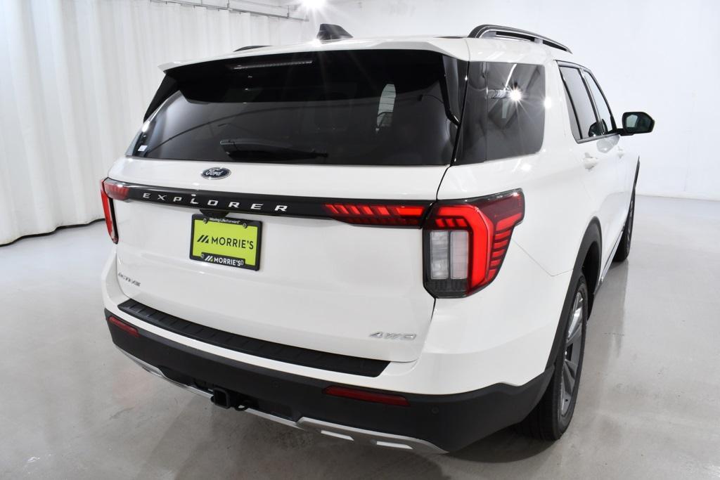new 2025 Ford Explorer car, priced at $45,777