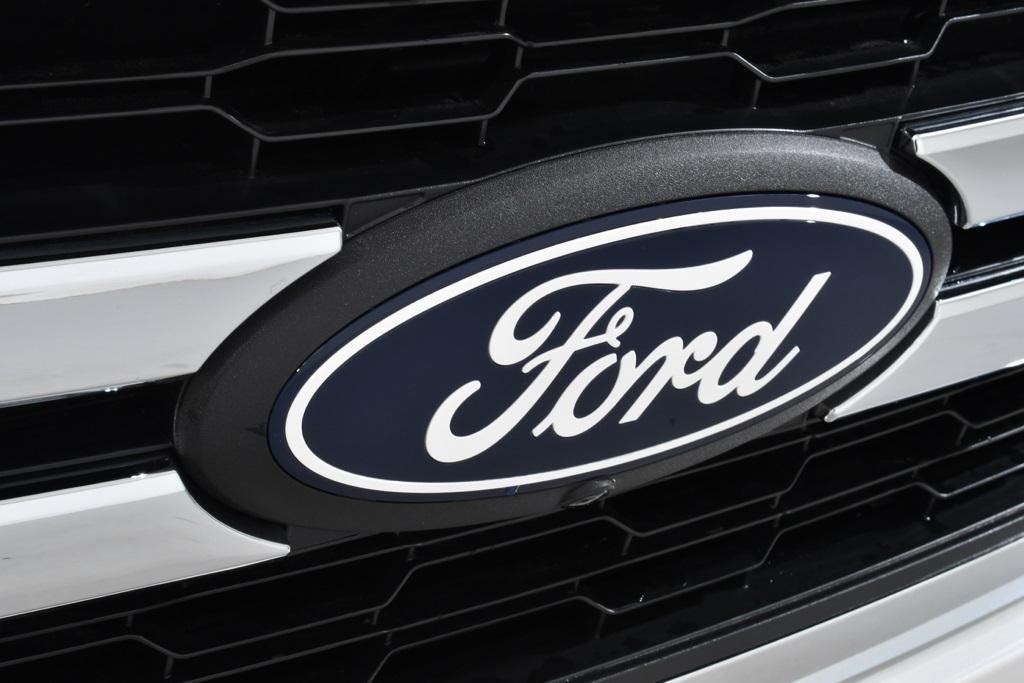 new 2025 Ford F-150 car, priced at $67,577