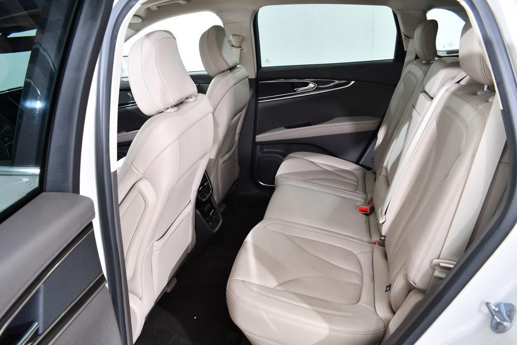 used 2022 Lincoln Nautilus car, priced at $35,355