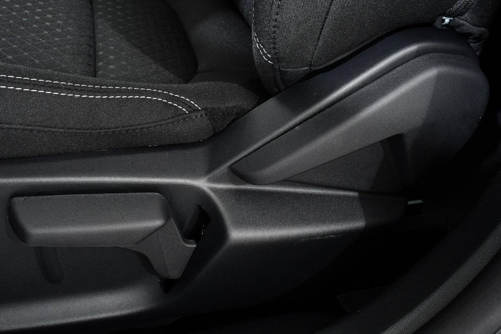 new 2025 Ford Escape car, priced at $31,577