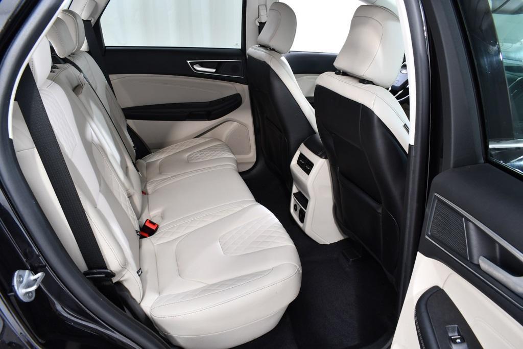 used 2024 Ford Edge car, priced at $27,655