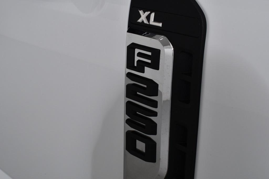 new 2025 Ford F-250 car, priced at $49,277