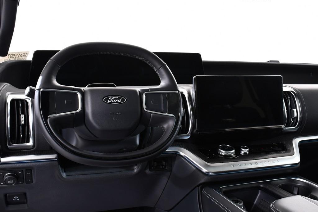new 2025 Ford Expedition Max car, priced at $86,277