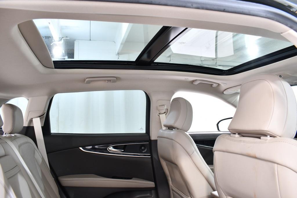 used 2022 Lincoln Nautilus car, priced at $33,455