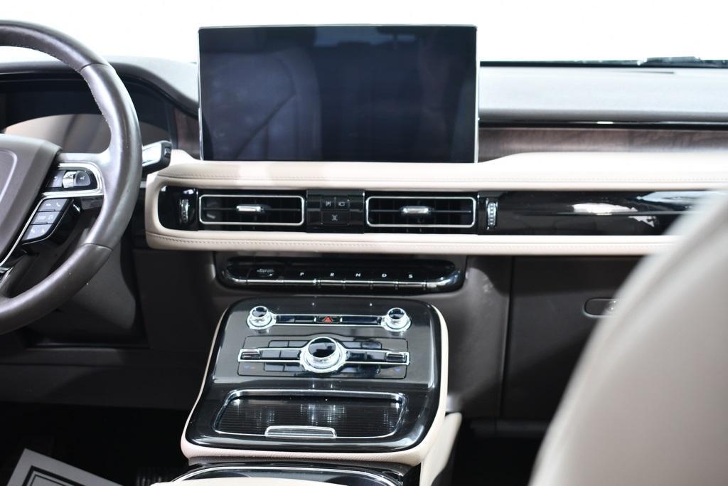 used 2022 Lincoln Nautilus car, priced at $33,455