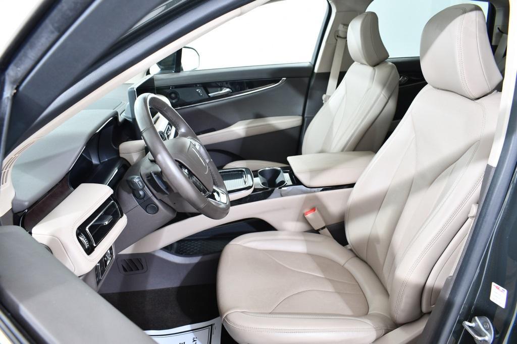 used 2022 Lincoln Nautilus car, priced at $33,455