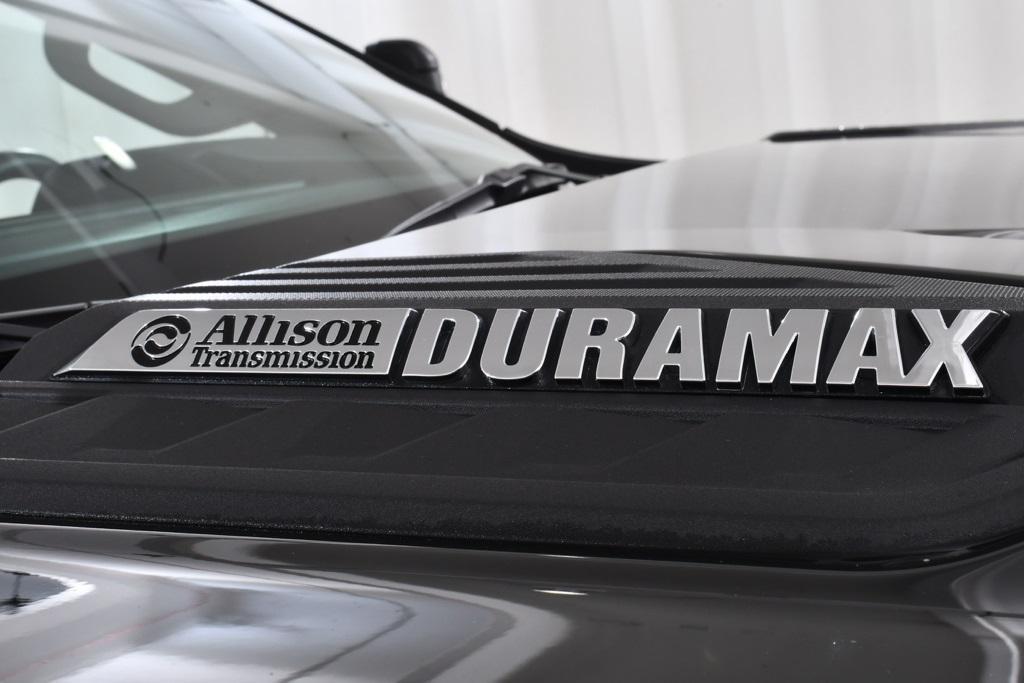 used 2025 Chevrolet Silverado 3500 car, priced at $62,655