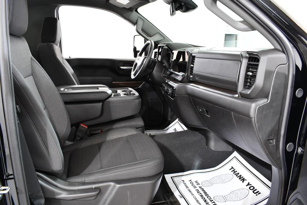 used 2025 Chevrolet Silverado 3500 car, priced at $62,655