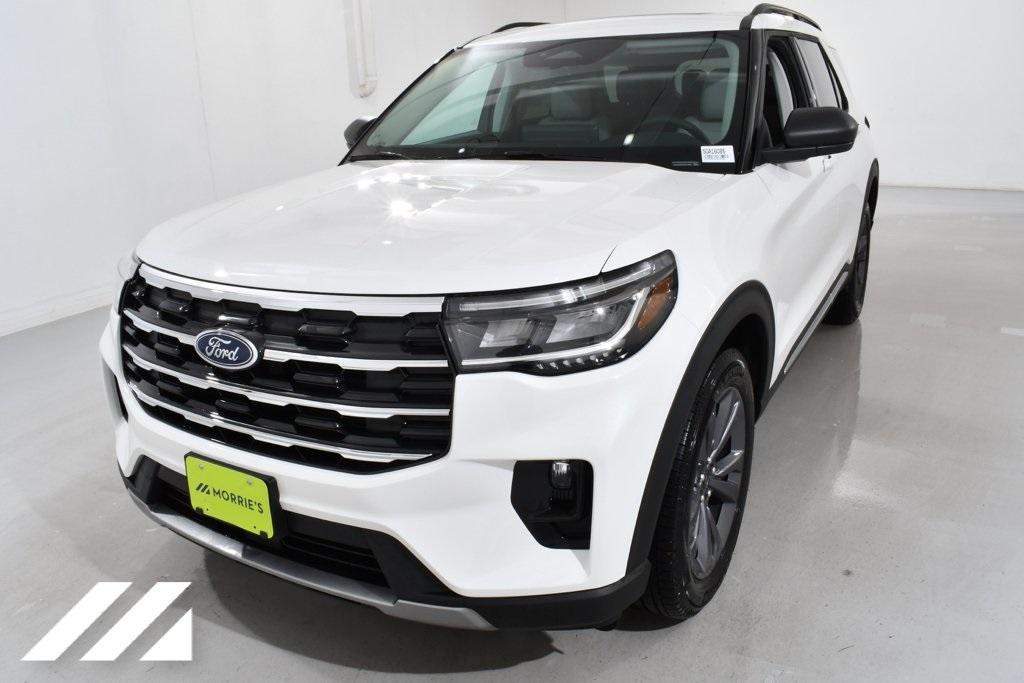 new 2025 Ford Explorer car, priced at $45,977