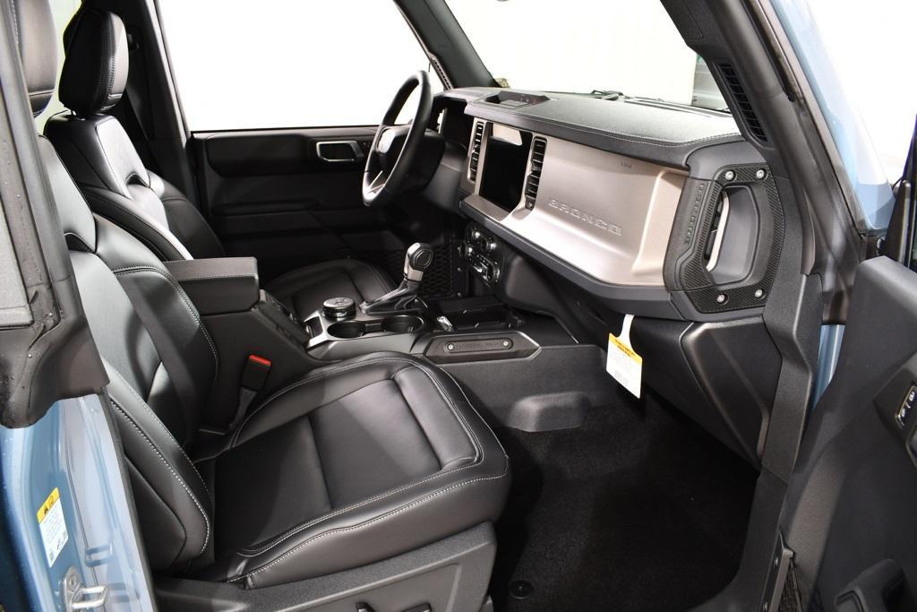 new 2025 Ford Bronco car, priced at $52,977