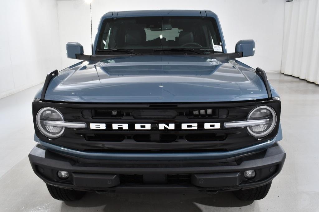 new 2025 Ford Bronco car, priced at $52,977