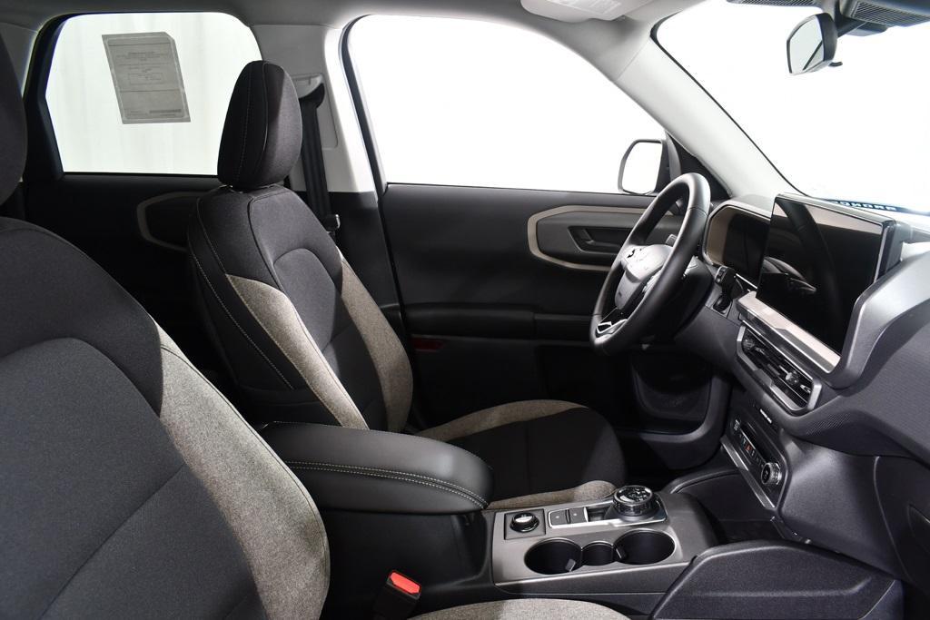 new 2025 Ford Bronco Sport car, priced at $33,977