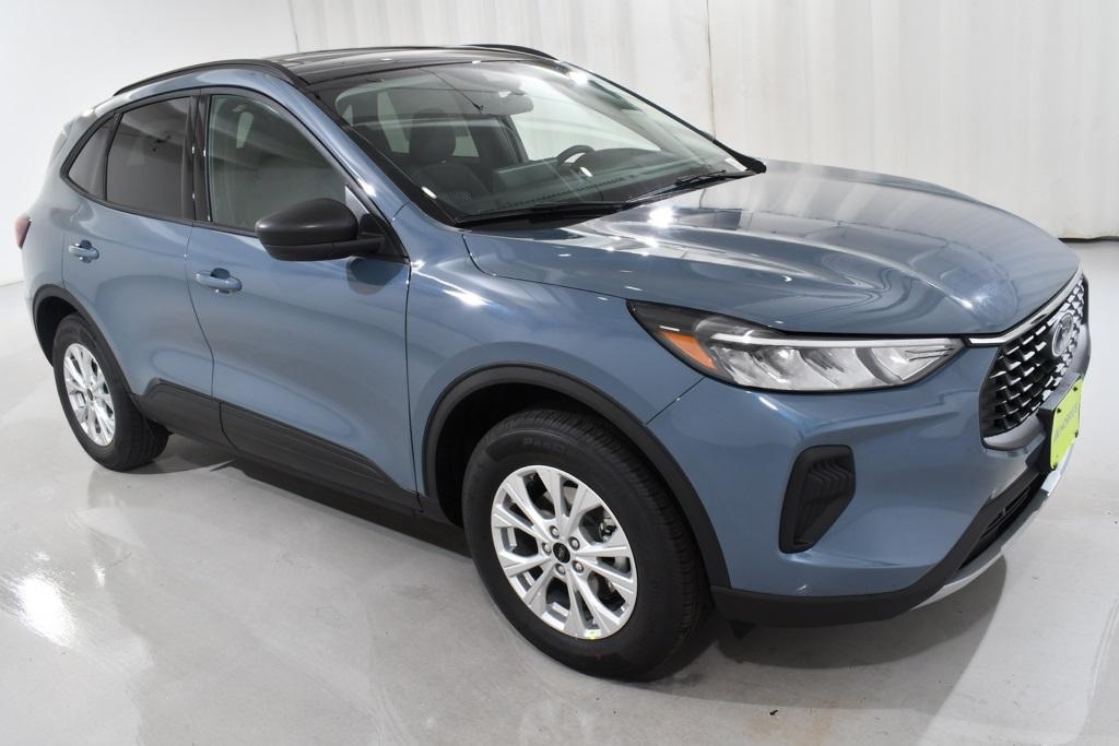 new 2025 Ford Escape car, priced at $33,577