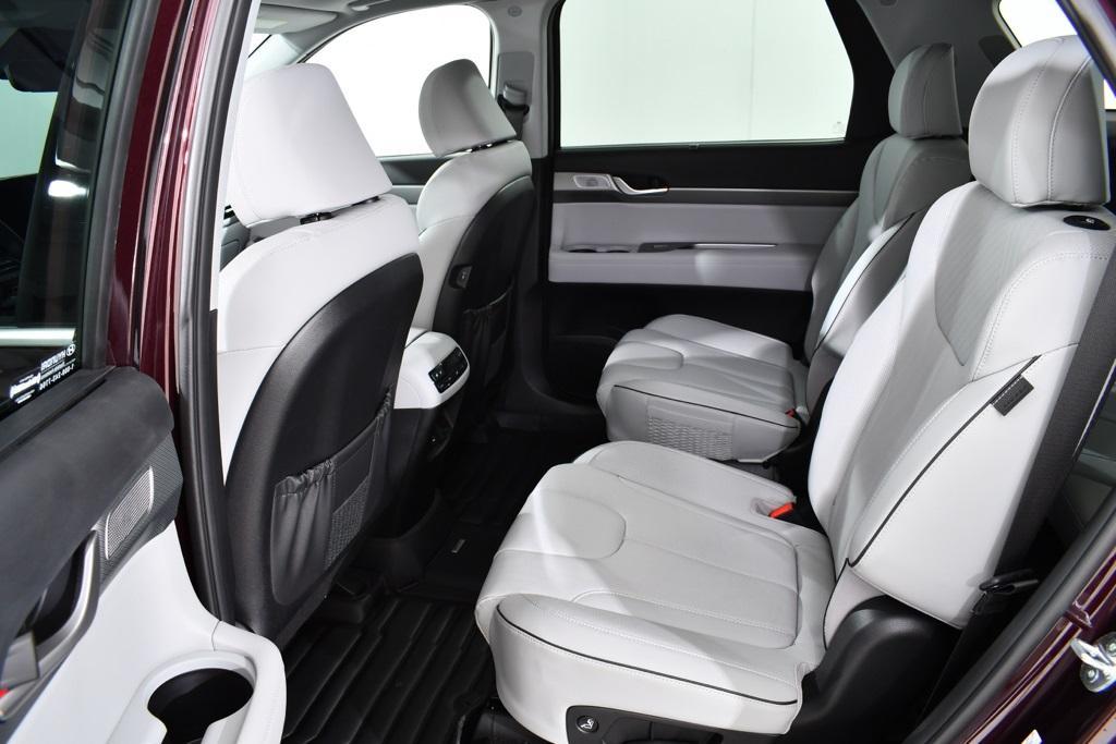 used 2024 Hyundai Palisade car, priced at $38,955