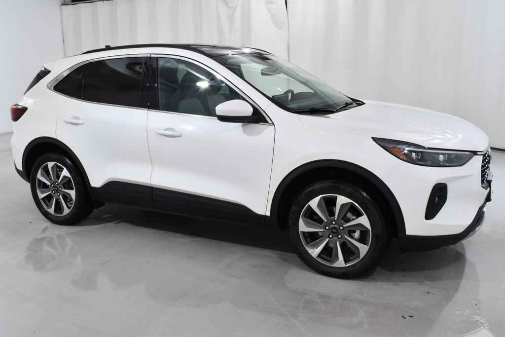 new 2025 Ford Escape car, priced at $37,977