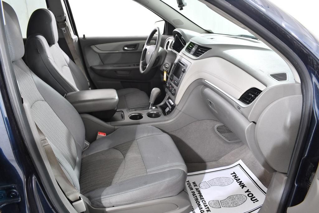 used 2015 Chevrolet Traverse car, priced at $5,855