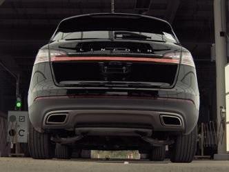 used 2022 Lincoln Nautilus car, priced at $38,955