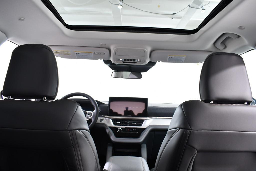 new 2025 Ford Explorer car, priced at $44,977