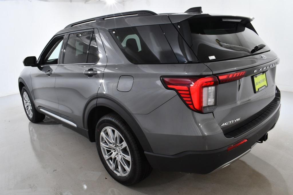 new 2025 Ford Explorer car, priced at $44,977