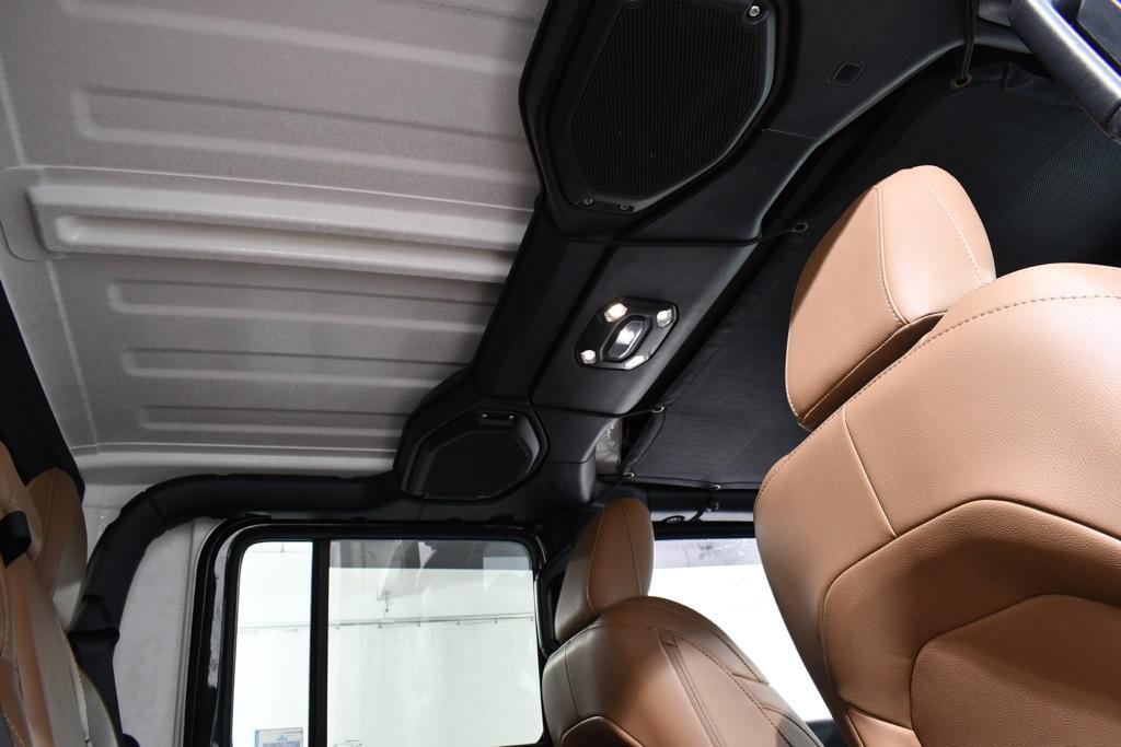 used 2021 Jeep Gladiator car, priced at $33,955