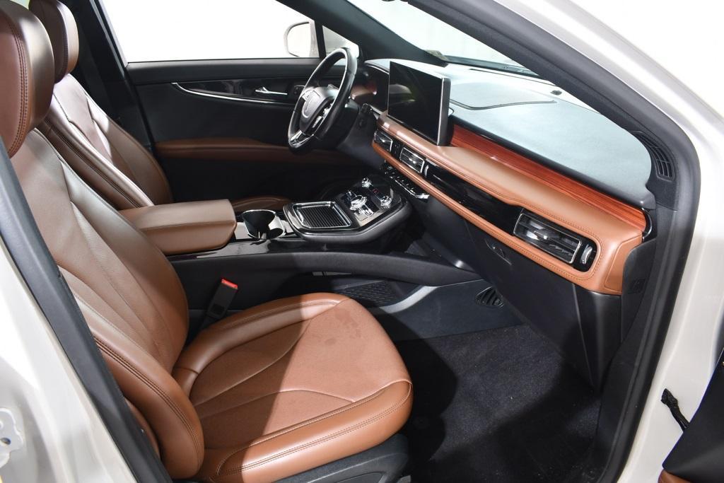 used 2022 Lincoln Nautilus car, priced at $37,655