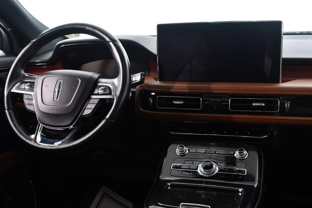 used 2022 Lincoln Nautilus car, priced at $37,655
