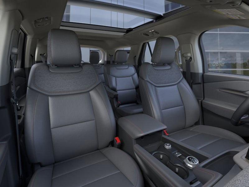 new 2025 Ford Explorer car, priced at $45,977