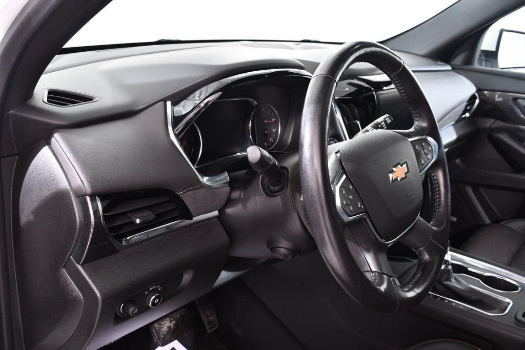 used 2022 Chevrolet Traverse car, priced at $38,455