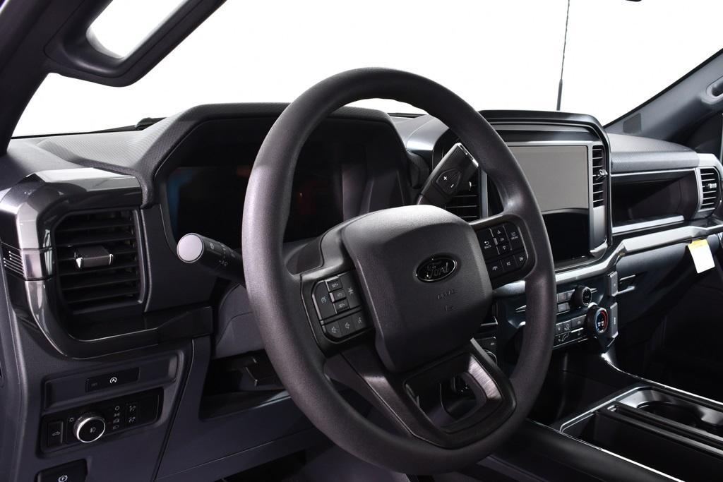 new 2025 Ford F-150 car, priced at $48,277